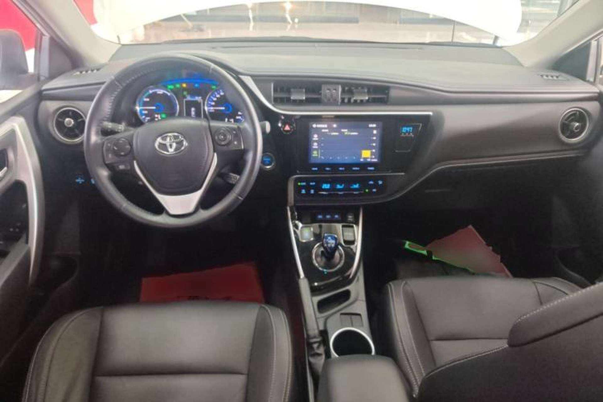 Used Toyota Levin Hybrid E+ 2019 1.8L PH V E-CVT Luxury Edition Interior 2