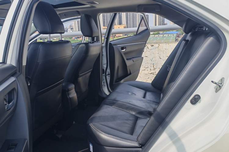 Used Toyota Levin Hybrid E+ 2019 1.8L PH V E-CVT Luxury Edition Interior 2