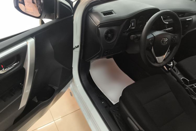 Used Toyota Levin Hybrid E+ 2019 1.8L PH GS E-CVT Elite Edition Interior 3