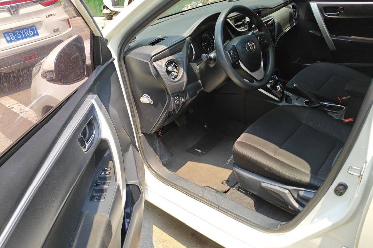 Used Toyota Levin Hybrid E+ 2019 1.8 PH GS E-CVT Elite Style Edition Interior 3