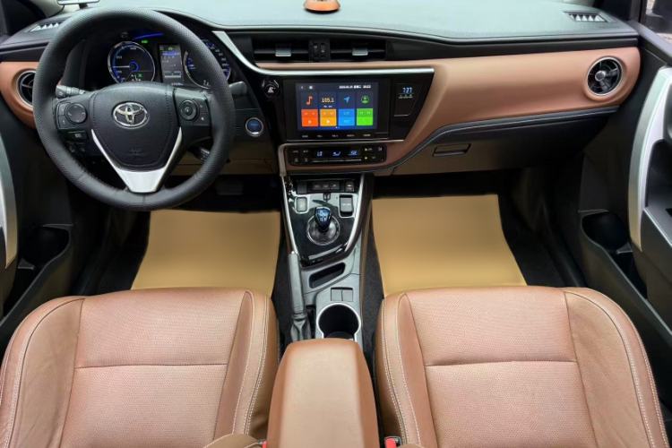 Used Toyota Levin Hybrid E+ 2019 1.8L PH V E-CVT Luxury Edition Interior 4