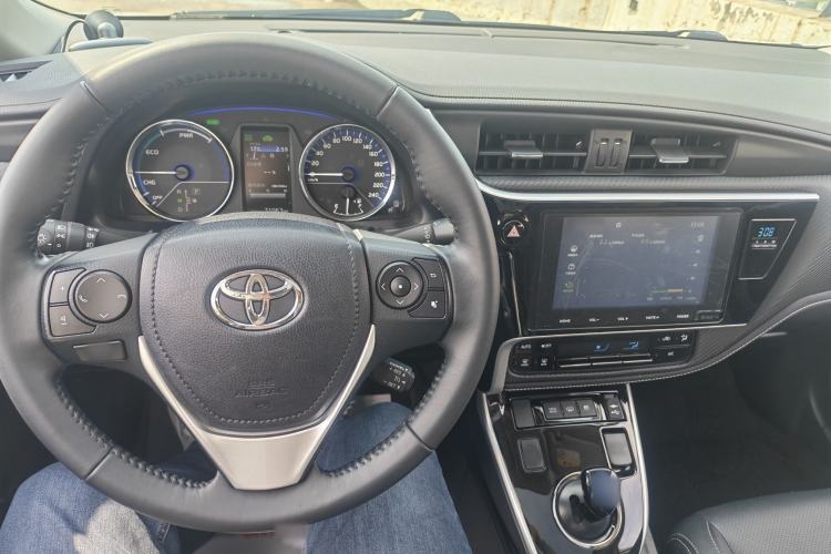 Used Toyota Levin Hybrid E+ 2019 1.8L PH V E-CVT Luxury Edition Interior 5