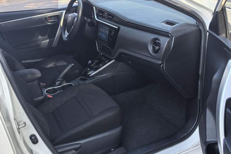 Used Toyota Levin Hybrid E+ 2019 1.8L GS E-CVT Elite Model with Sunroof Interior 7