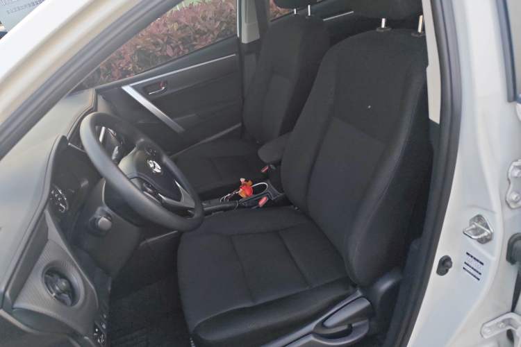Used Toyota Levin Hybrid E+ 2019 1.8L GS E-CVT Elite Model with Sunroof Left Front Seat