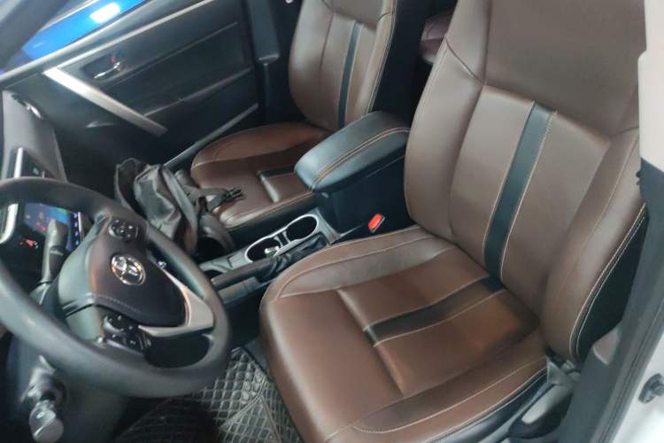 Used Toyota Levin Hybrid E+ 2019 1.8L GS E-CVT Elite Model with Sunroof Left Front Seat