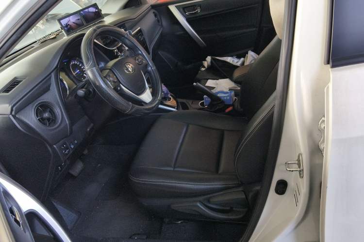 Used Toyota Levin Hybrid E+ 2019 1.8 PH GS E-CVT Elite Style Edition Left Front Seat