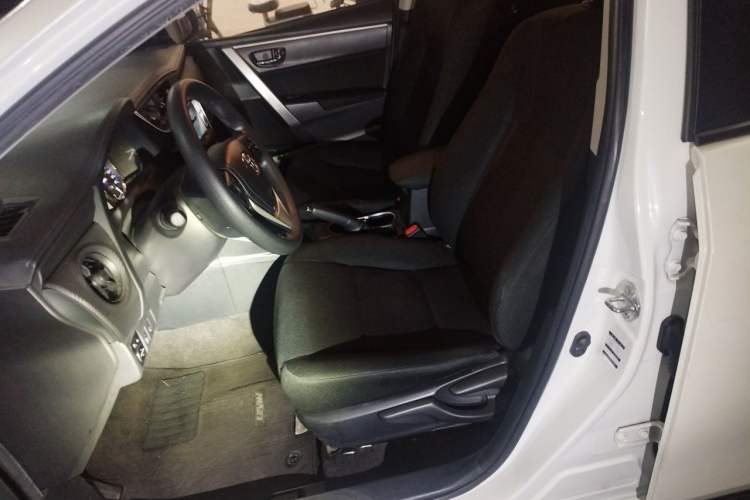 Used Toyota Levin Hybrid E+ 2019 1.8L GS E-CVT Elite Model with Sunroof Left Front Seat