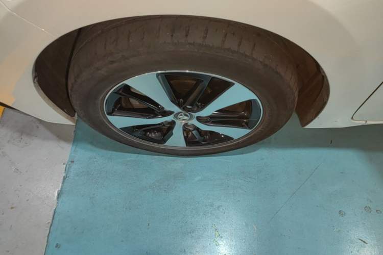 Used Toyota Levin Hybrid E+ 2019 1.8L PH V E-CVT Luxury Edition Left Front Wheel Hub