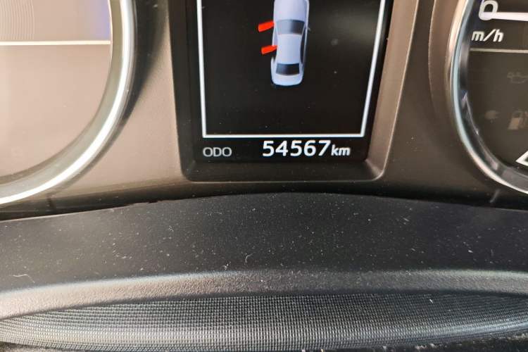 Used Toyota Levin Hybrid E+ 2019 1.8L GS E-CVT Elite Model with Sunroof Odometer Close Up