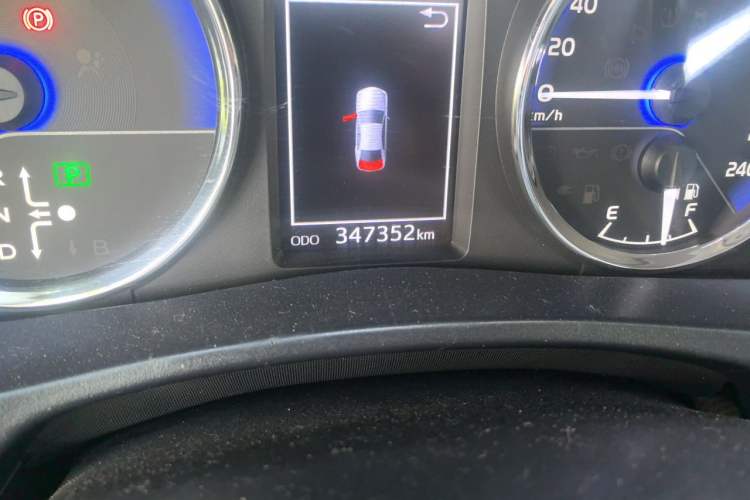 Used Toyota Levin Hybrid E+ 2019 1.8L GS E-CVT Elite Model with Sunroof Odometer Close Up