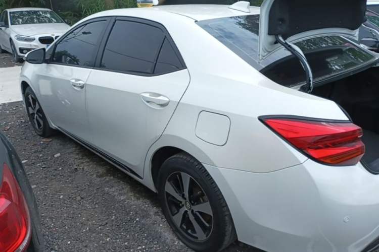 Used Toyota Levin Hybrid E+ 2019 1.8L GS E-CVT Elite Model with Sunroof Rear Left 45 Deg