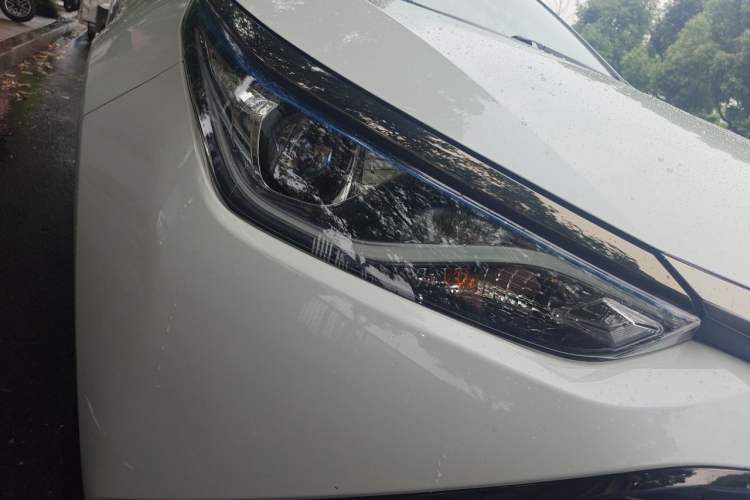 Used Toyota Levin Hybrid E+ 2019 1.8L PH GS E-CVT Elite Edition Right Front Headlight