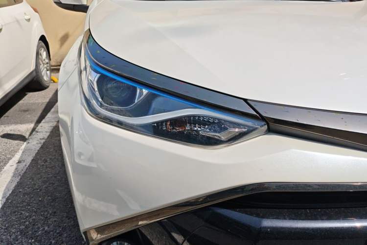 Used Toyota Levin Hybrid E+ 2019 1.8L GS E-CVT Elite Model with Sunroof Right Front Headlight