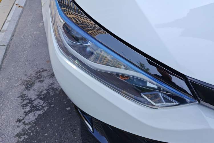 Used Toyota Levin Hybrid E+ 2019 1.8L PH GS E-CVT Elite Edition Right Front Headlight