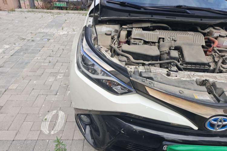 Used Toyota Levin Hybrid E+ 2019 1.8L GS E-CVT Elite Model with Sunroof Right Front Headlight