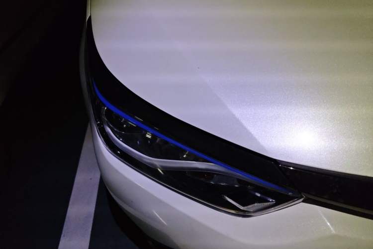 Used Toyota Levin Hybrid E+ 2019 1.8L GS E-CVT Elite Model with Sunroof Right Front Headlight
