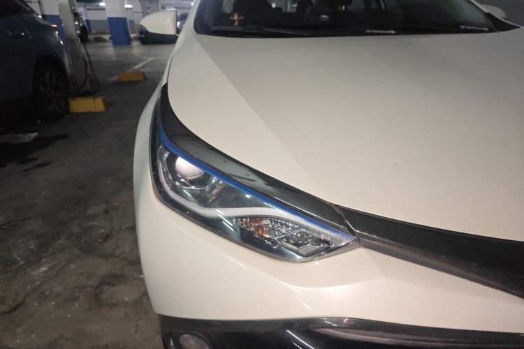 Used Toyota Levin Hybrid E+ 2019 1.8L GS E-CVT Elite Model with Sunroof Right Front Headlight