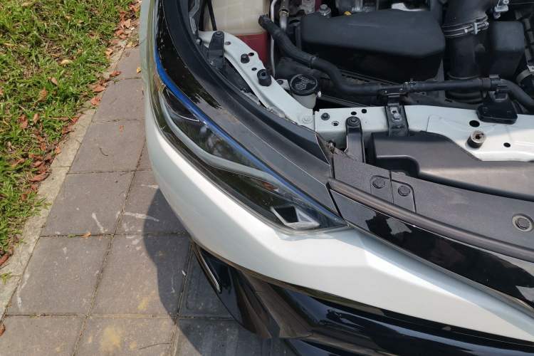 Used Toyota Levin Hybrid E+ 2019 1.8L PH GS E-CVT Elite Edition Right Front Headlight
