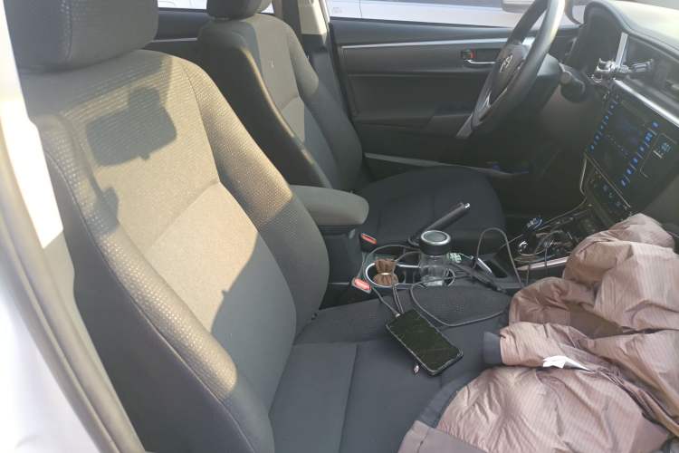 Used Toyota Levin Hybrid E+ 2019 1.8 PH GS E-CVT Elite Style Edition Right Front Seat
