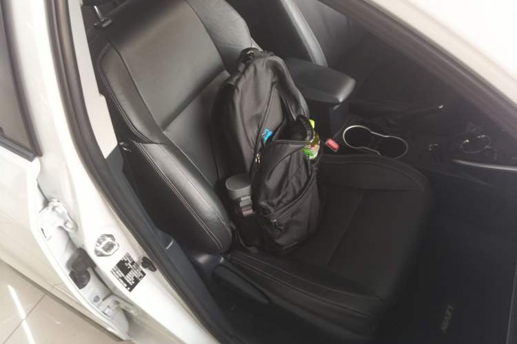 Used Toyota Levin Hybrid E+ 2019 1.8L PH V E-CVT Luxury Edition Right Front Seat