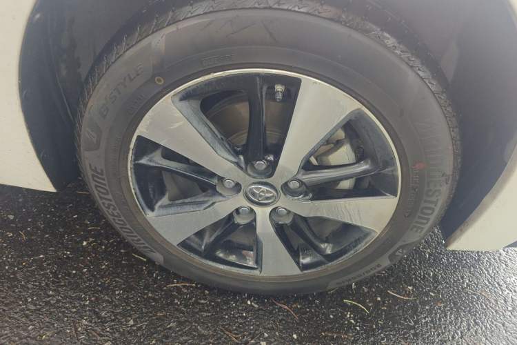 Used Toyota Levin Hybrid E+ 2019 1.8L PH GS E-CVT Elite Edition Right Front Wheel Hub