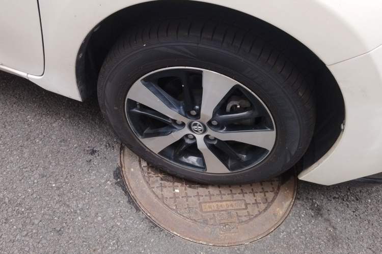 Used Toyota Levin Hybrid E+ 2019 1.8 PH GS E-CVT Elite Style Edition Right Front Wheel Hub