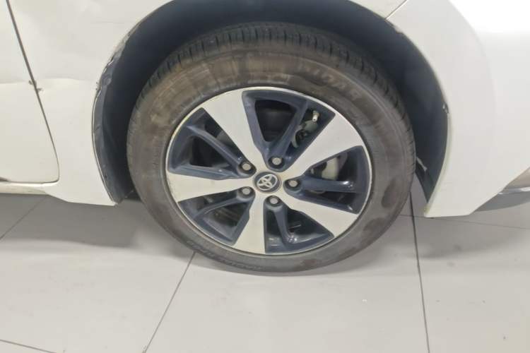 Used Toyota Levin Hybrid E+ 2019 1.8L GS E-CVT Elite Model with Sunroof Right Front Wheel Hub