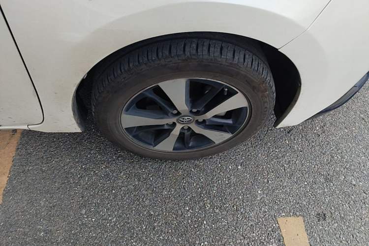 Used Toyota Levin Hybrid E+ 2019 1.8L PH V E-CVT Luxury Edition Right Front Wheel Hub