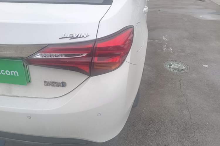 Used Toyota Levin Hybrid E+ 2019 1.8L GS E-CVT Elite Model with Sunroof Right Rear Taillight