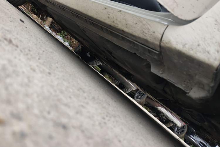 Used Toyota Levin Hybrid E+ 2019 1.8L PH GS E-CVT Elite Edition Right Side Sill