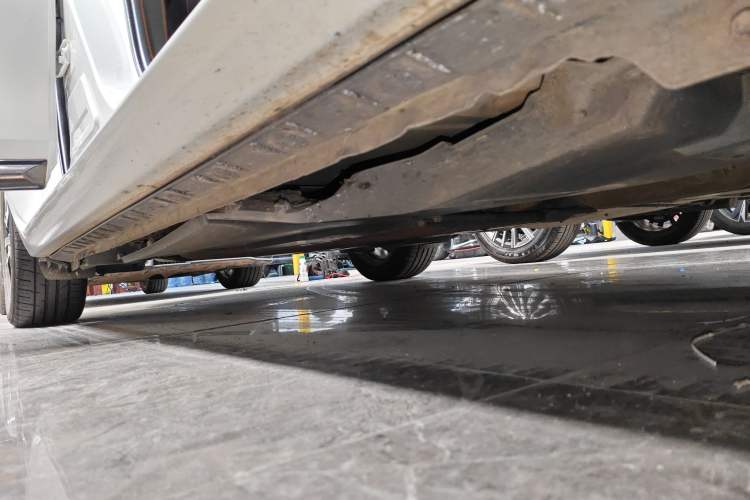 Used Toyota Levin Hybrid E+ 2019 1.8L PH GS E-CVT Elite Edition Right Side Sill