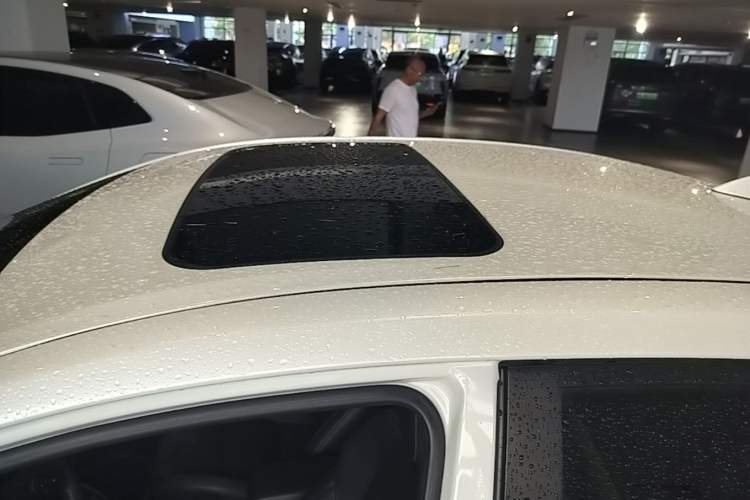 Used Toyota Levin Hybrid E+ 2019 1.8L PH V E-CVT Luxury Edition Roof