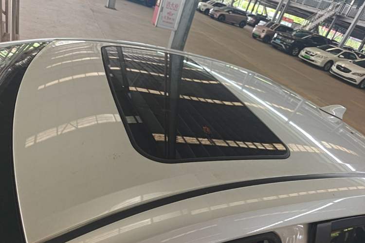 Used Toyota Levin Hybrid E+ 2019 1.8L GS E-CVT Elite Model with Sunroof Roof
