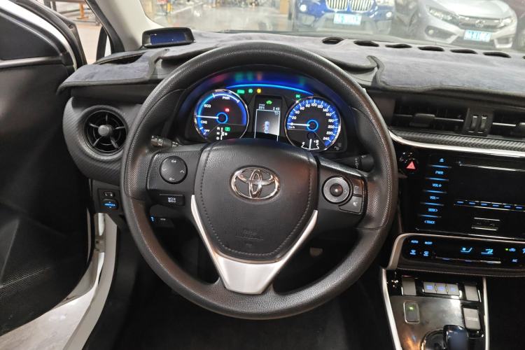 Used Toyota Levin Hybrid E+ 2019 1.8L PH GS E-CVT Elite Edition Steering Wheel