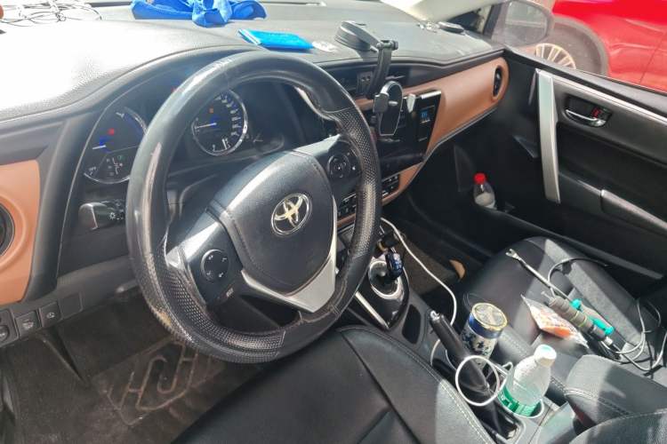 Used Toyota Levin Hybrid E+ 2019 1.8L PH GS E-CVT Elite Edition Steering Wheel
