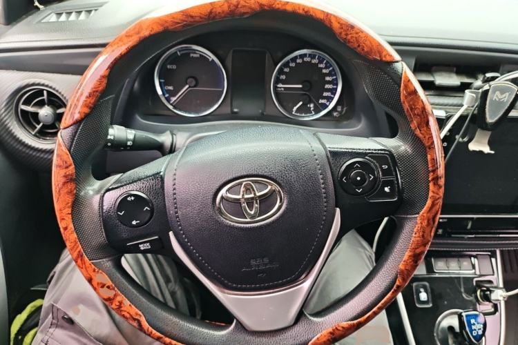 Used Toyota Levin Hybrid E+ 2019 1.8L PH GS E-CVT Elite Edition Steering Wheel