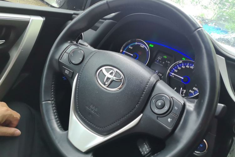 Used Toyota Levin Hybrid E+ 2019 1.8L PH V E-CVT Luxury Edition Steering Wheel
