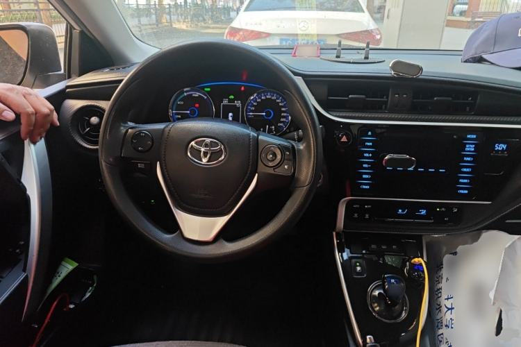 Used Toyota Levin Hybrid E+ 2019 1.8L PH GS E-CVT Elite Edition Steering Wheel