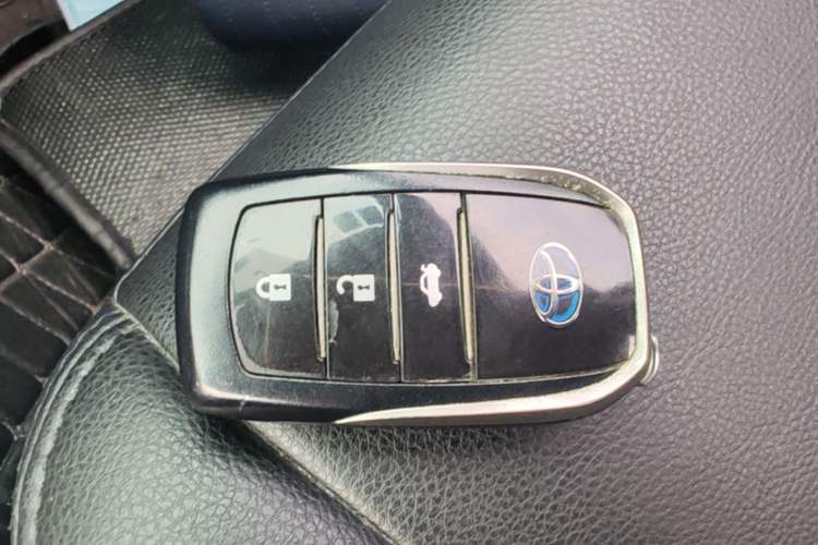 Used Toyota Levin Hybrid E+ 2019 1.8L PH GS E-CVT Elite Edition Vehicle Key