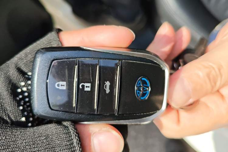 Used Toyota Levin Hybrid E+ 2019 1.8L GS E-CVT Elite Model with Sunroof Vehicle Key