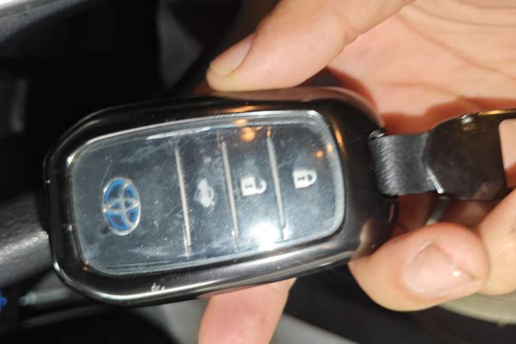 Used Toyota Levin Hybrid E+ 2019 1.8L PH GS E-CVT Elite Edition Vehicle Key