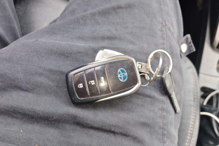 Used Toyota Levin Hybrid E+ 2019 1.8L PH GS E-CVT Elite Edition Vehicle Key