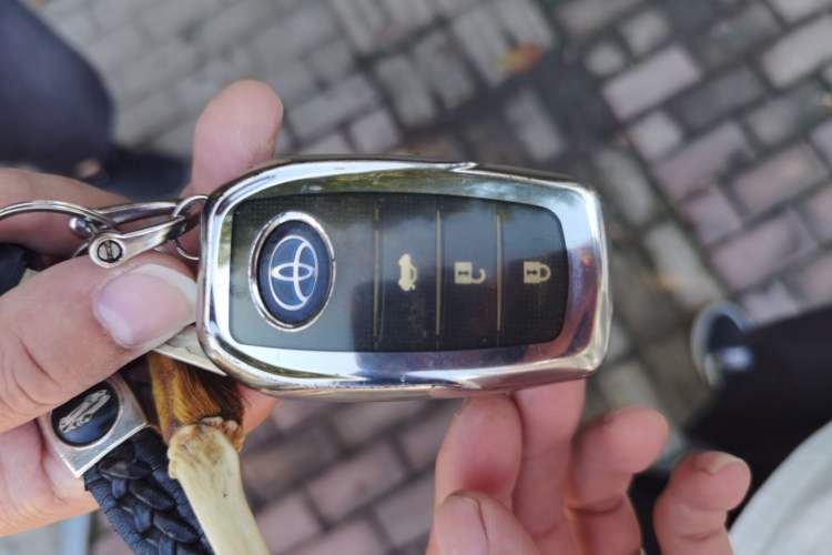 Used Toyota Levin Hybrid E+ 2019 1.8L PH GS E-CVT Elite Edition Vehicle Key
