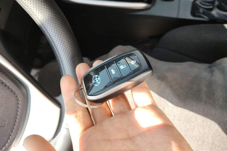 Used Toyota Levin Hybrid E+ 2019 1.8L PH GS E-CVT Elite Edition Vehicle Key