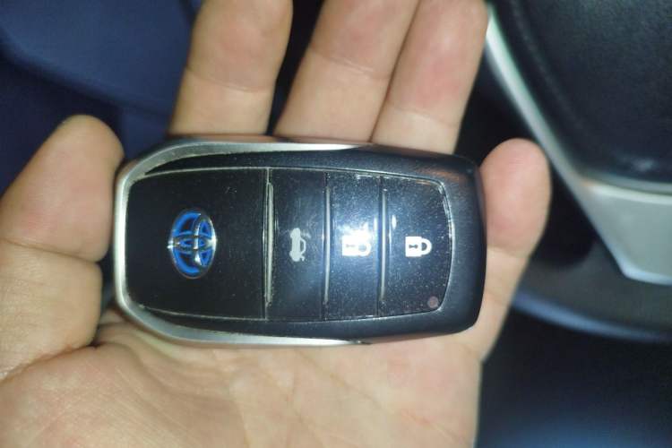 Used Toyota Levin Hybrid E+ 2019 1.8L GS E-CVT Elite Model with Sunroof Vehicle Key