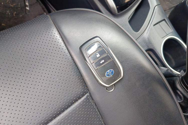 Used Toyota Levin Hybrid E+ 2019 1.8L PH GS E-CVT Elite Edition Vehicle Key