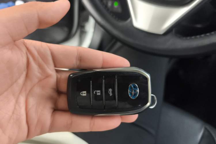 Used Toyota Levin Hybrid E+ 2019 1.8L PH V E-CVT Luxury Edition Vehicle Key
