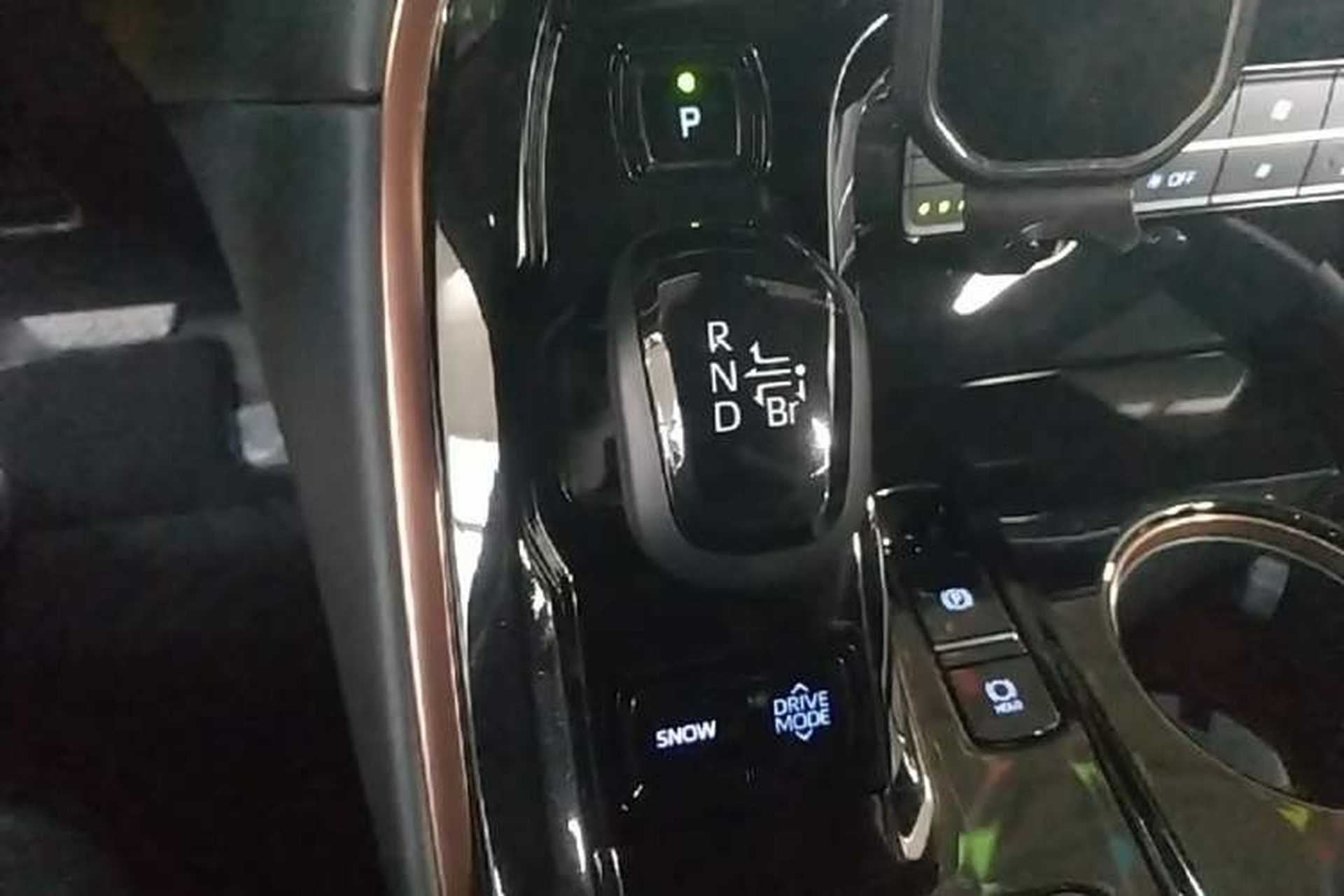 Used Toyota Mirai  Gear Lever