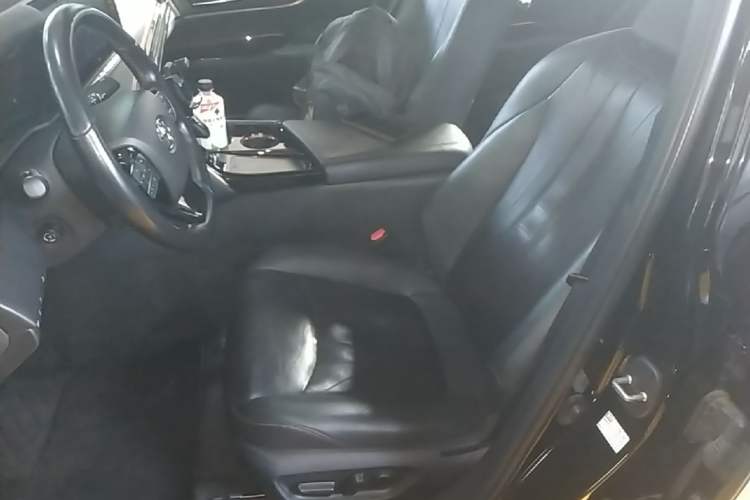 Used Toyota Mirai  Left Front Seat
