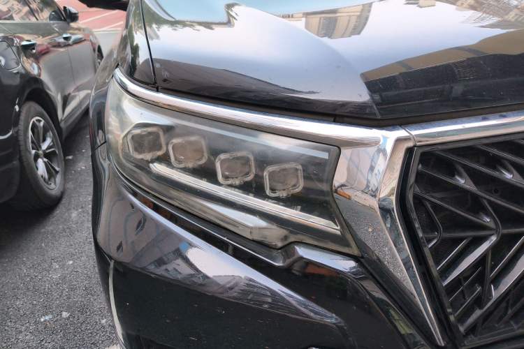 Used Toyota Prado  Exterior 3